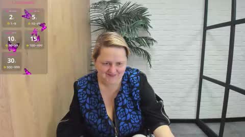 Scarlett online show from November 27, 2025, 5:20 am