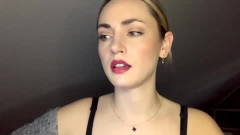 ScarlettxBlonde online show from May 21, 2026, 6:31 am