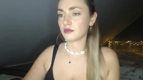 ScarlettxBlonde online show from June 9, 2026, 8:42 pm
