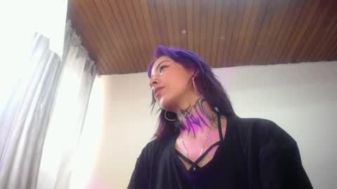 Scarllett online show from April 28, 2026, 2:00 pm