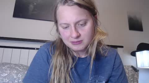 Snapshot of scartit chatting on July 1, 2026, 1:29 am ScarTit Bernhard online show from July 1, 2026, 1:29 am