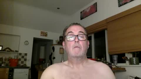 Snapshot of scbiggersballs chatting on May 28, 2026, 12:19 am scbiggersballs online show from May 28, 2026, 12:19 am