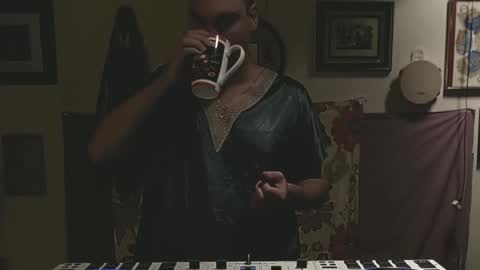 Snapshot of sch00lgirlass chatting on October 25, 2025, 11:10 pm sch00lgirlass online show from October 25, 2025, 11:10 pm