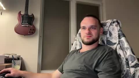 Snapshot of schizos chatting on July 22, 2026, 9:06 pm Charlie online show from July 22, 2026, 9:06 pm