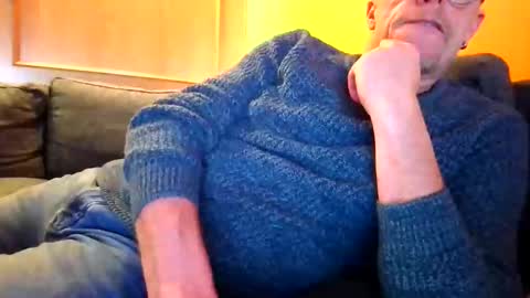 Snapshot of schmuhbaer1 chatting on November 27, 2025, 10:39 am schmuhbaer1 online show from November 27, 2025, 10:39 am