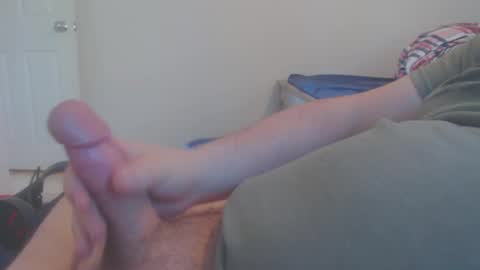 Snapshot of schnewt90 chatting on September 17, 2025, 8:43 pm schnewt90 online show from September 17, 2025, 8:43 pm