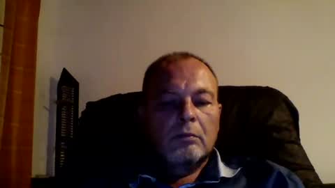 Snapshot of schnibschnab chatting on September 17, 2025, 12:01 am schnibschnab online show from September 17, 2025, 12:01 am