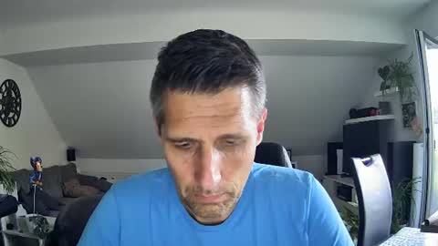 Snapshot of schnuckigeil chatting on July 8, 2026, 5:17 pm Dildomen online show from July 8, 2026, 5:17 pm