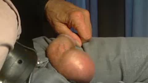 Snapshot of schwaermer1 chatting on June 12, 2026, 12:59 pm schwaermer1 online show from June 12, 2026, 12:59 pm