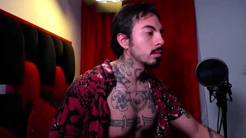 Alejandro help me to reach 200 thumps up online show from May 19, 2026, 3:24 am