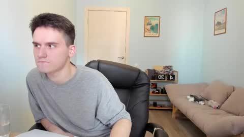 Snapshot of scooby_r chatting on February 23, 2025, 12:48 pm Thomas brunette and Alex blond online show from February 23, 2025, 12:48 pm