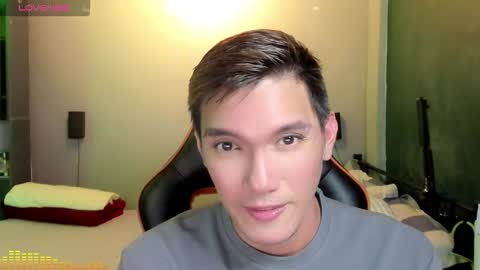   Not Angelo  online show from September 22, 2025, 6:43 pm