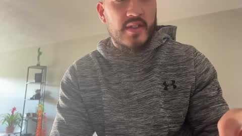 ashly  online show from December 4, 2024, 7:23 pm