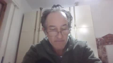 scotchwhieskie online show from October 16, 2025, 7:15 pm