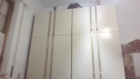 scotchwhieskie online show from November 17, 2025, 7:19 pm