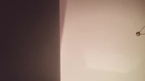 scotchwhieskie online show from April 8, 2026, 10:21 pm