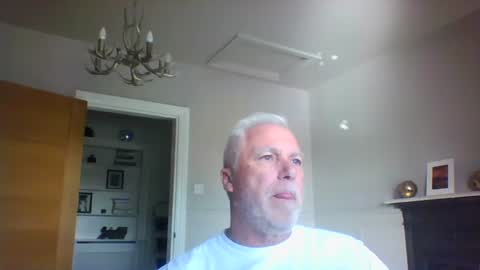 scoti55 online show from April 11, 2026, 3:38 pm