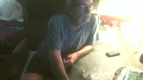 scotsman_62 online show from April 18, 2026, 6:39 am