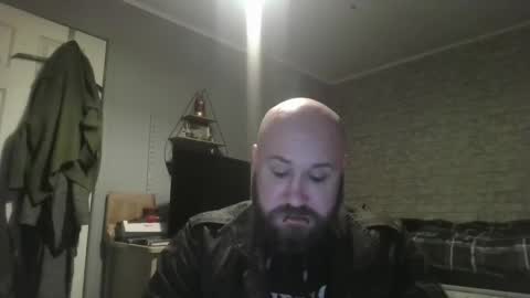 Snapshot of scottish_alien chatting on March 31, 2026, 6:41 pm Richard James online show from March 31, 2026, 6:41 pm