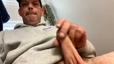 scottj603603 online show from October 26, 2025, 8:26 pm