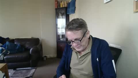 James online show from December 21, 2025, 12:12 pm