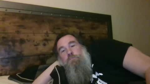 Snapshot of scottybobbit chatting on May 8, 2026, 5:35 am Scott online show from May 8, 2026, 5:35 am