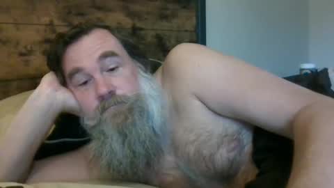 Snapshot of scottybobbit chatting on May 26, 2026, 12:45 pm Scott online show from May 26, 2026, 12:45 pm