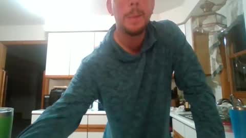 Snapshot of scottydoesntknow0 chatting on December 20, 2024, 3:03 am scottydoesntknow0 online show from December 20, 2024, 3:03 am