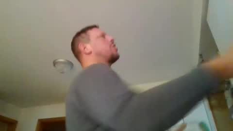 Snapshot of scottydoesntknow0 chatting on January 2, 2025, 12:55 am scottydoesntknow0 online show from January 2, 2025, 12:55 am