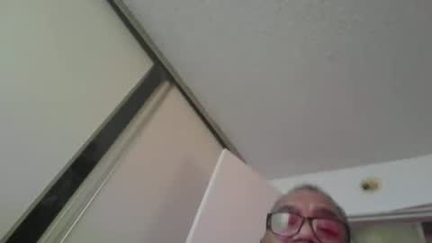 sdblkmale2131 online show from September 19, 2025, 2:18 pm