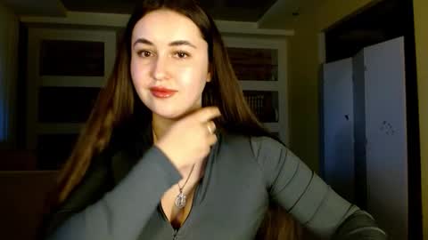 Elizabeth  online show from February 13, 2026, 2:35 pm