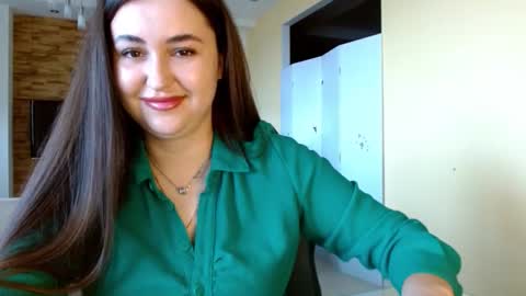 Elizabeth  online show from March 12, 2026, 9:48 am