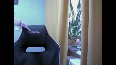 Snapshot of sea_dream chatting on October 13, 2025, 5:18 am SEA Dream online show from October 13, 2025, 5:18 am