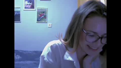 Snapshot of sea_dream chatting on November 11, 2025, 5:51 am SEA Dream online show from November 11, 2025, 5:51 am