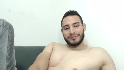 seank_noszka online show from February 23, 2025, 7:49 pm