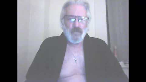seantheflyer online show from September 21, 2025, 8:32 pm
