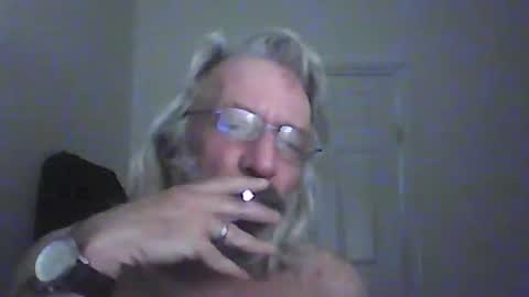 Snapshot of seantheflyer chatting on April 3, 2026, 10:08 pm seantheflyer online show from April 3, 2026, 10:08 pm