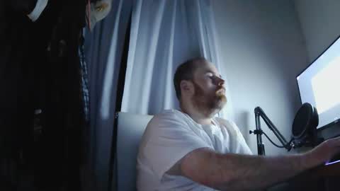 seanv26 online show from December 3, 2025, 4:09 am