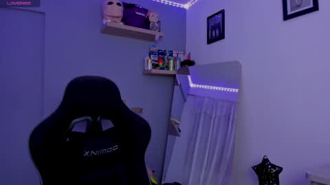 Sebastin online show from March 7, 2025, 2:56 pm