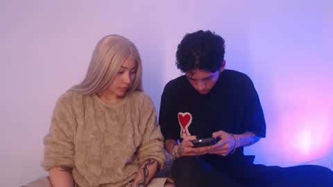  CAMILA Y SEBASTIAN online show from September 19, 2025, 7:58 pm