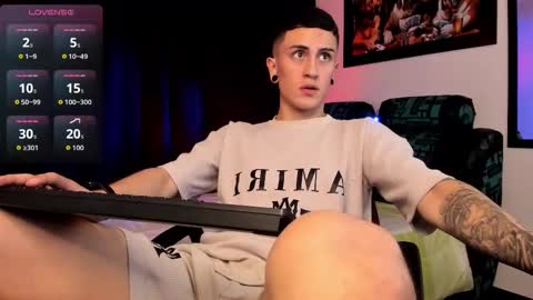 Sebastian online show from November 11, 2025, 10:54 pm