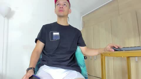 Sebastian online show from January 18, 2026, 3:16 pm