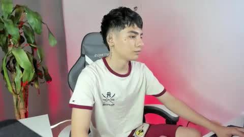 sebastian online show from March 26, 2026, 3:39 pm