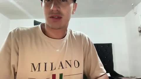 sebasjr112512 online show from January 8, 2026, 4:04 am