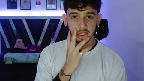 Sebas online show from September 19, 2025, 5:24 pm
