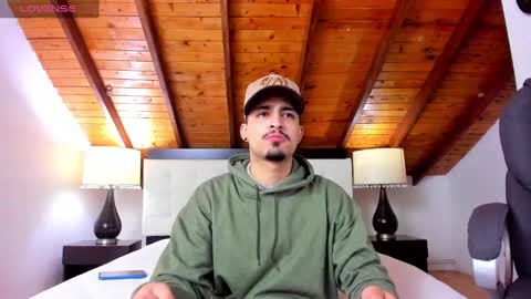 Sebastian Berne online show from March 6, 2025, 12:41 pm