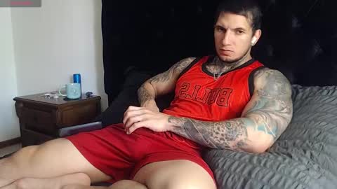 Sebastian online show from February 13, 2026, 7:32 pm