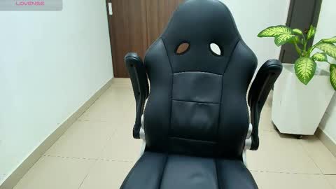 juan  sebastian online show from November 11, 2025, 12:49 pm