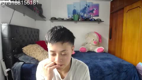 Myystiic online show from November 20, 2025, 7:02 pm