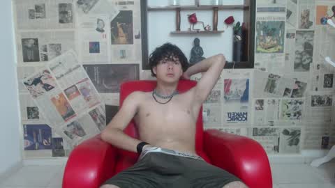 sebastian_rougue online show from April 27, 2026, 9:35 pm